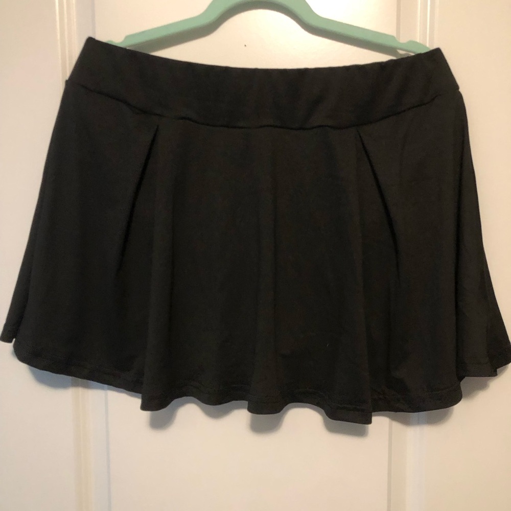 Women’s Black Skort